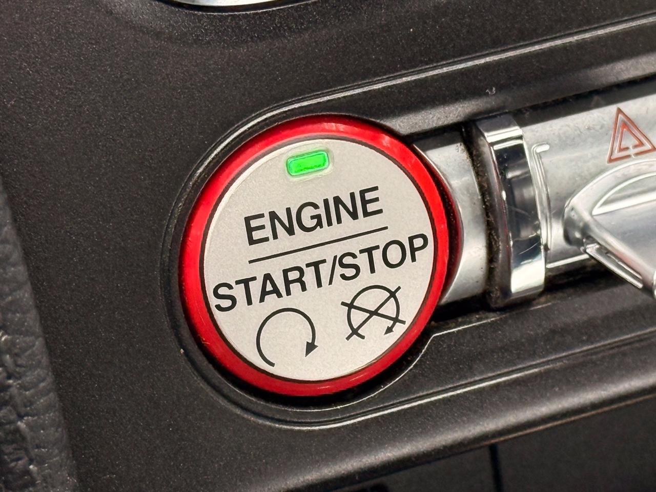 Ford Mustang photo 32