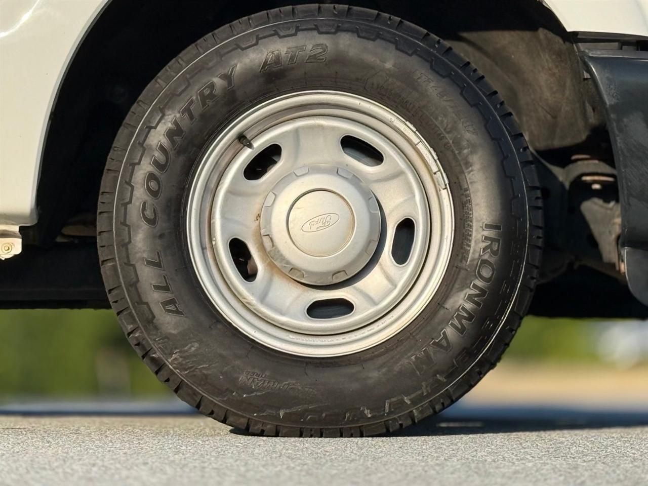 Ford F-250 photo 19