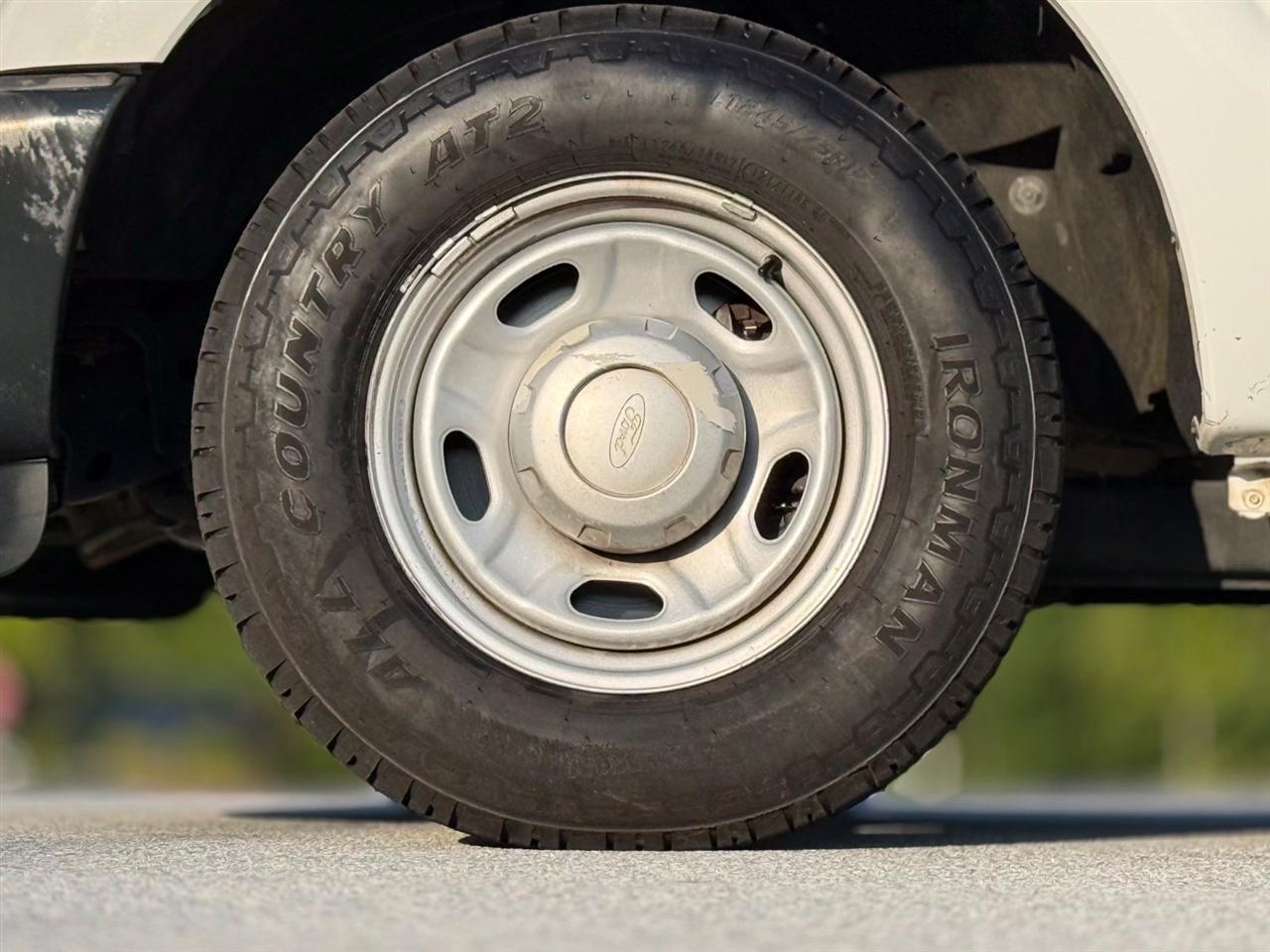 Ford F-250 photo 20