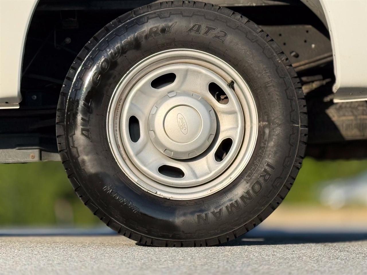 Ford F-250 photo 21