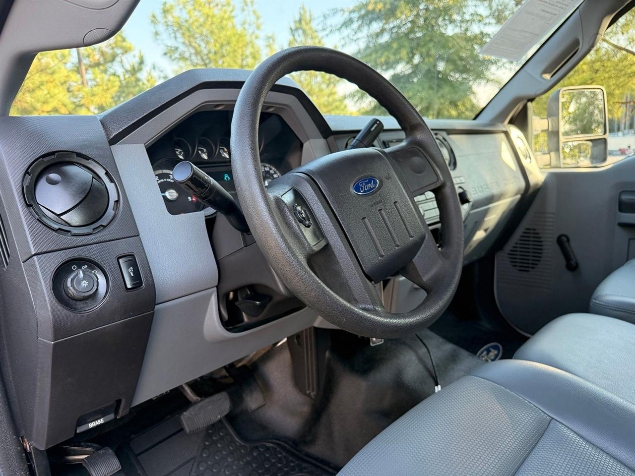Ford F-250 photo 22