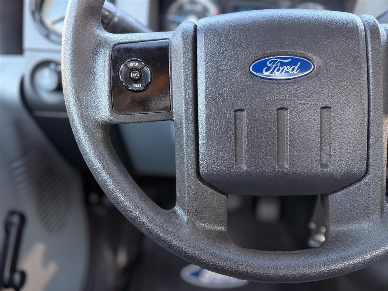 Ford F-250 photo 25