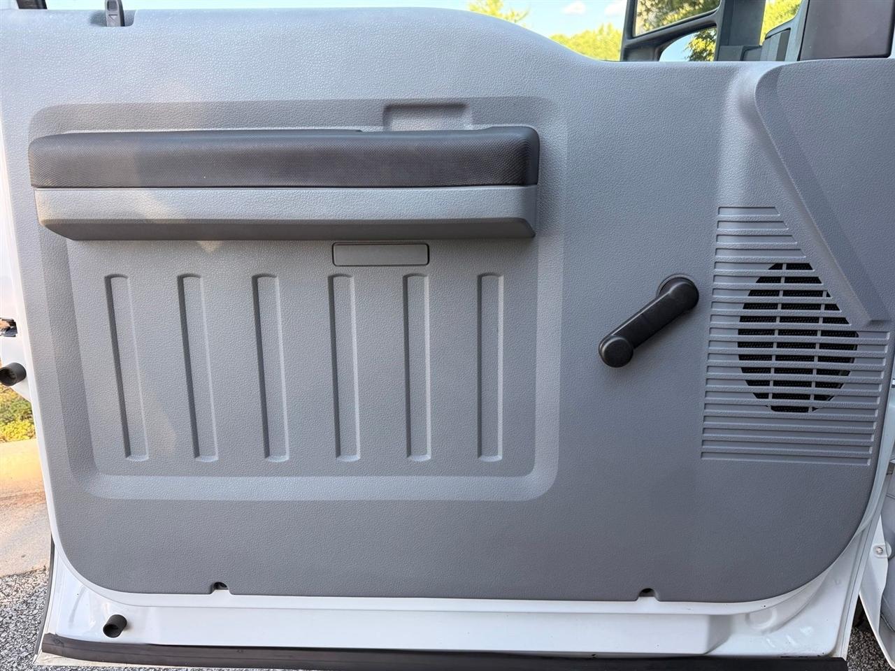 Ford F-250 photo 33
