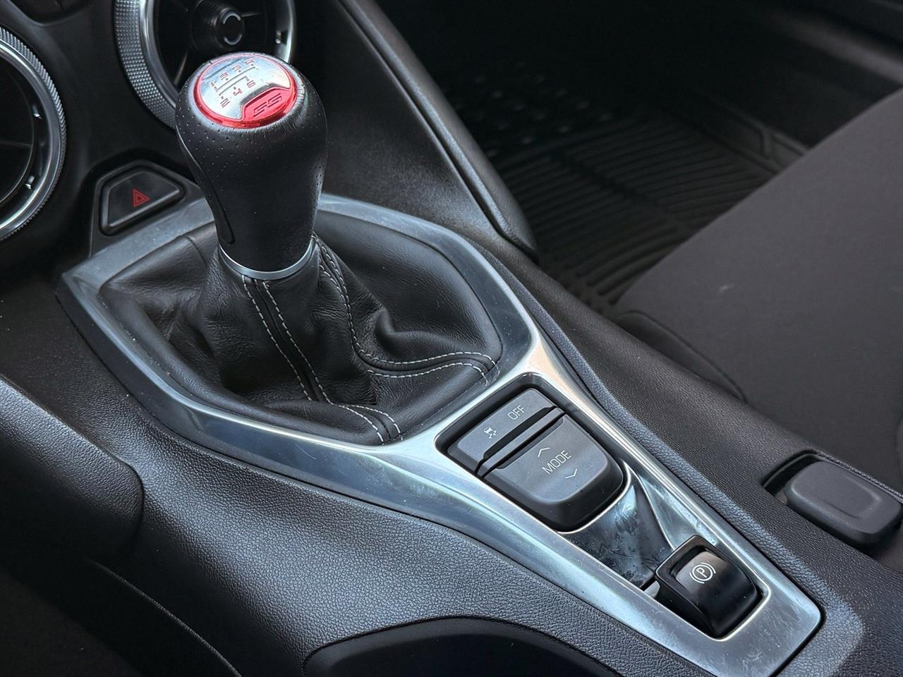 Chevrolet Camaro photo 31