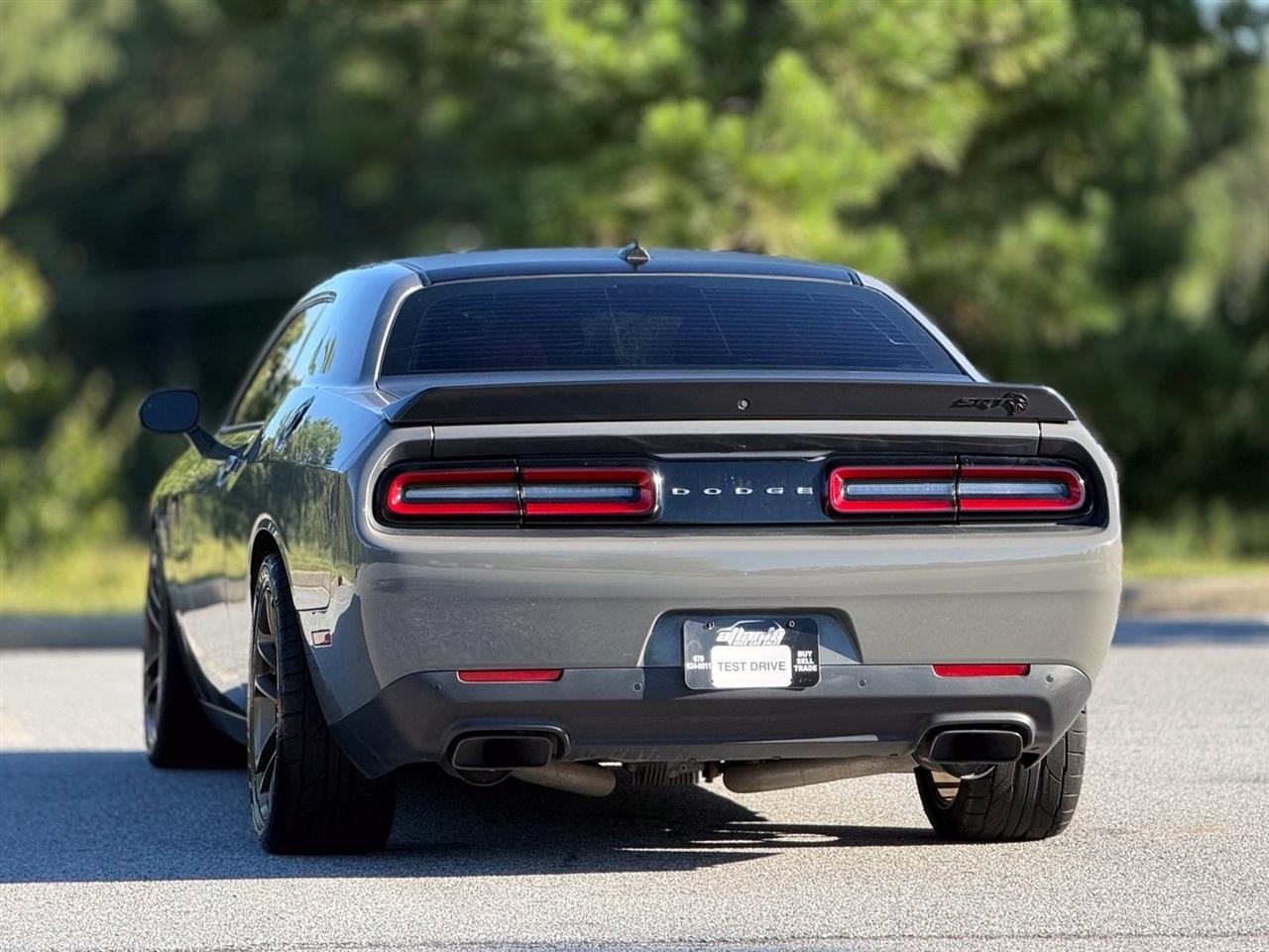 Dodge Challenger  2023