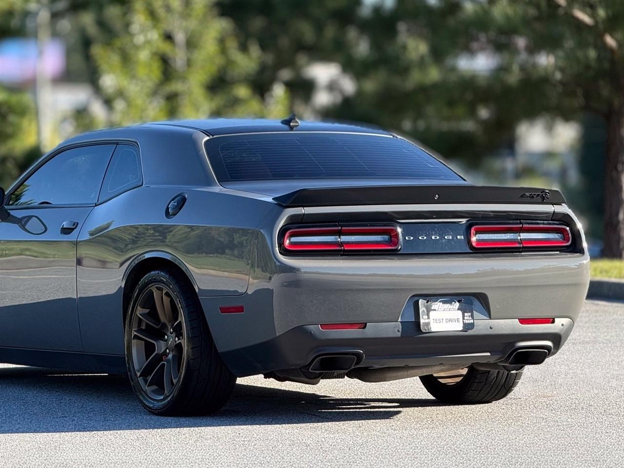 Dodge Challenger  2023