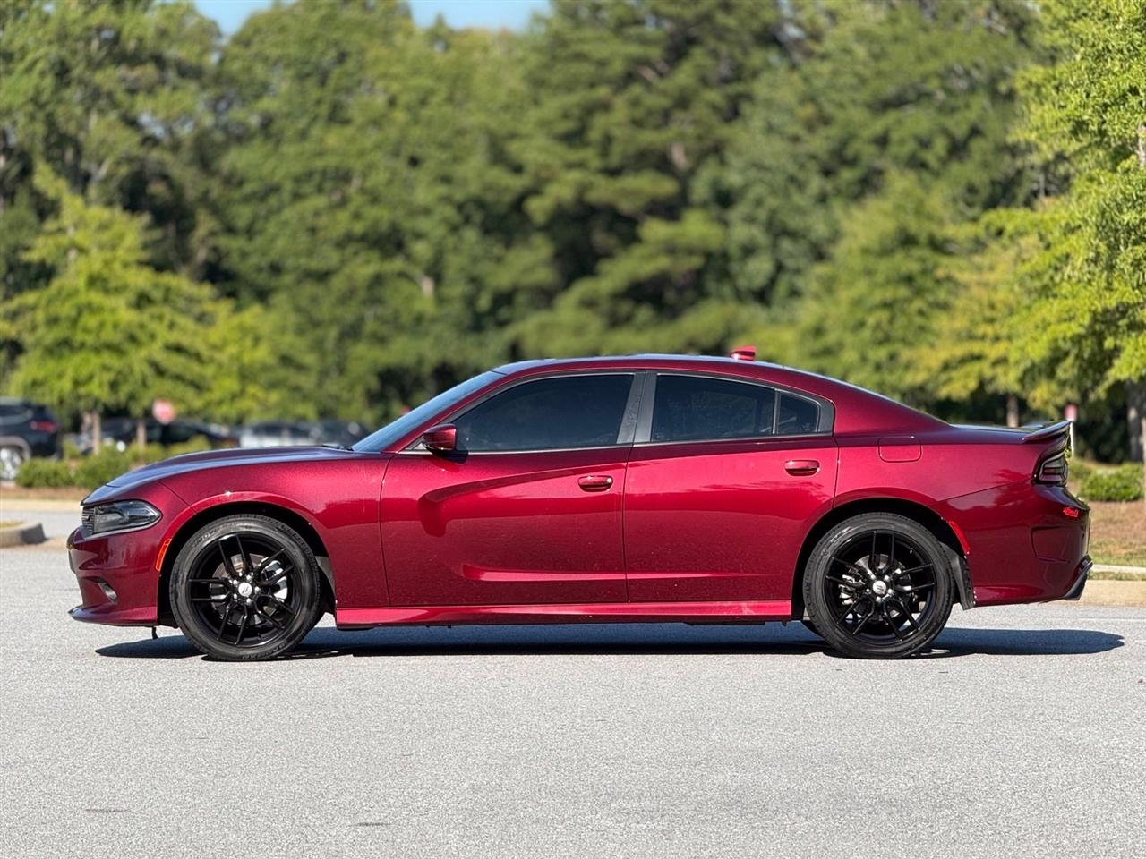 Dodge Charger photo 9