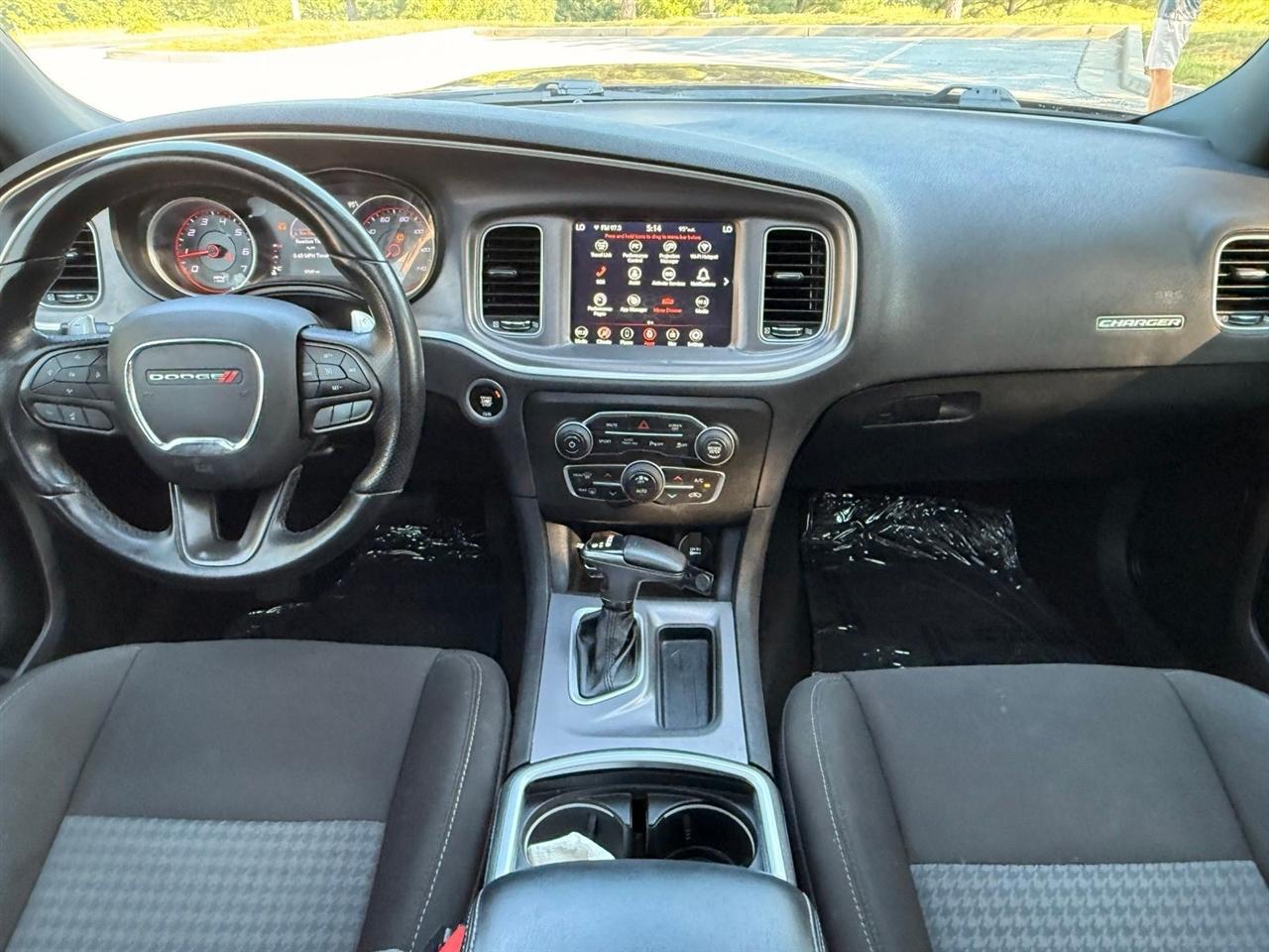 Dodge Charger photo 23