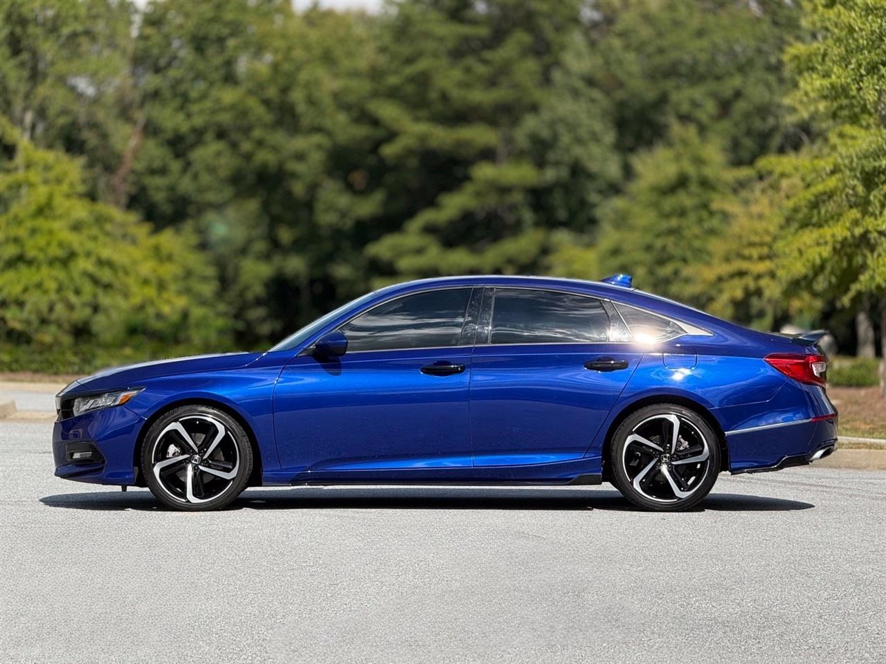 Honda Accord photo 8