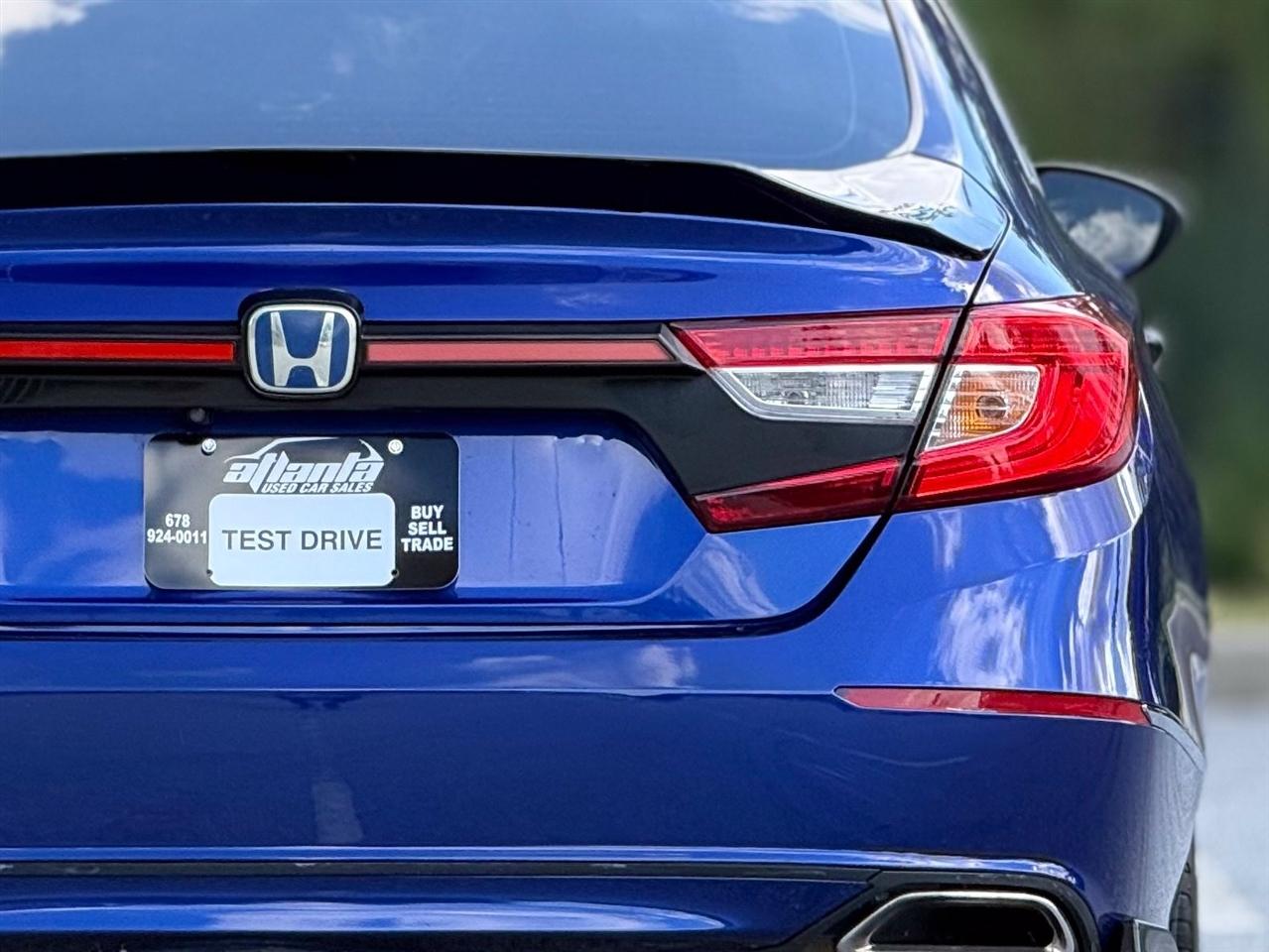 Honda Accord photo 16