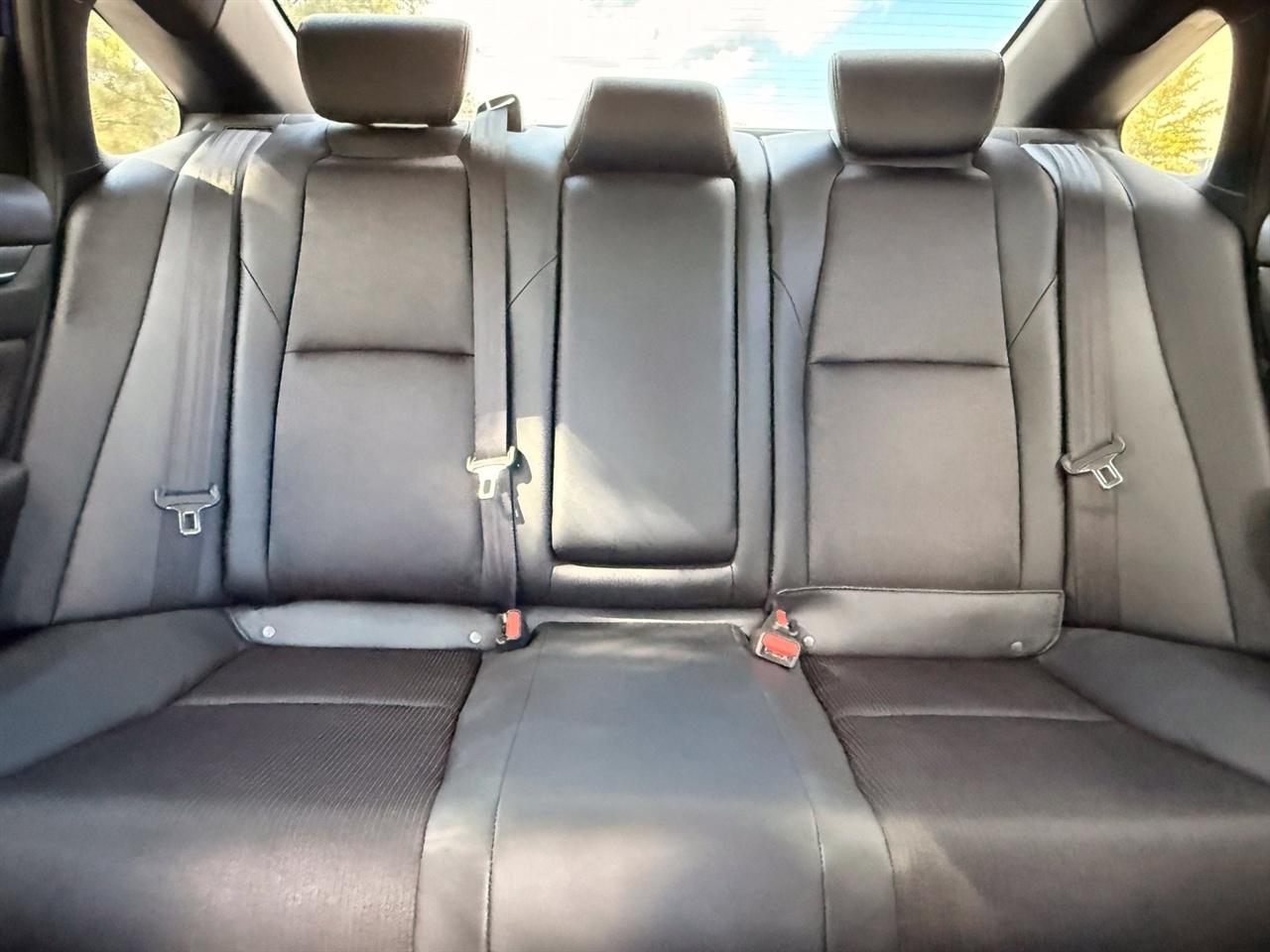 Honda Accord photo 35