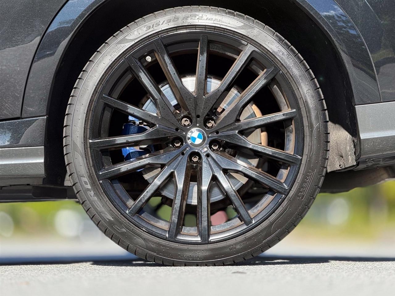 BMW X6  2020