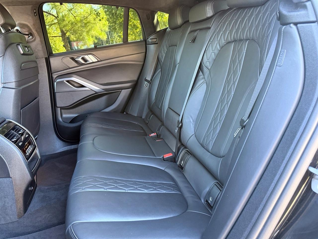 BMW X6  2020