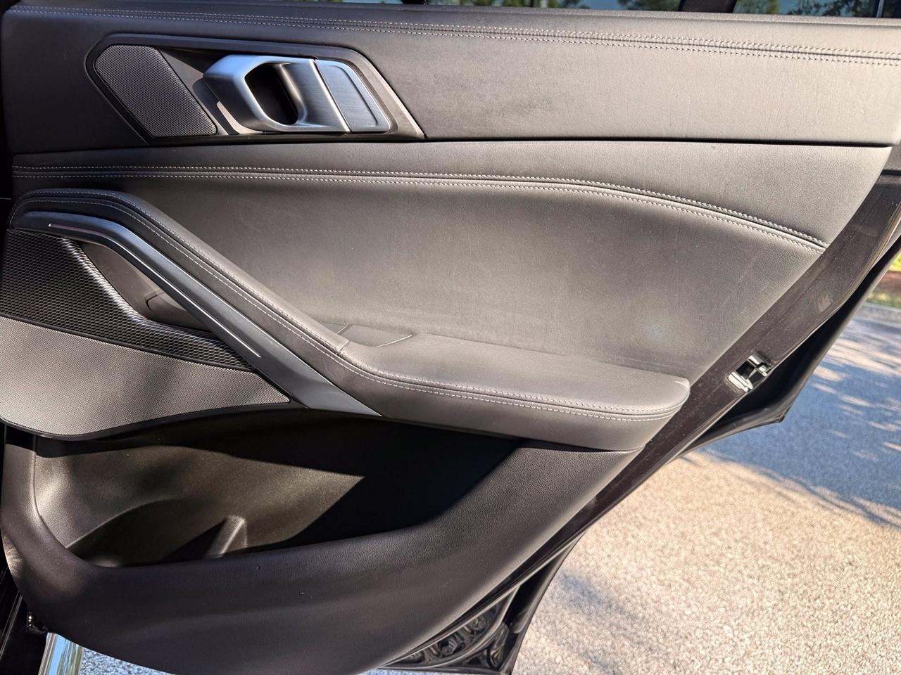 BMW X6  2020