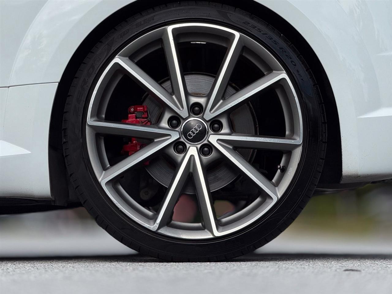 Audi TTS  2017