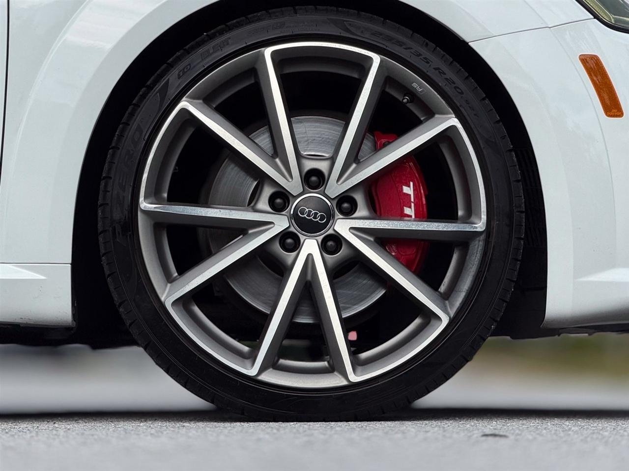 Audi TTS  2017