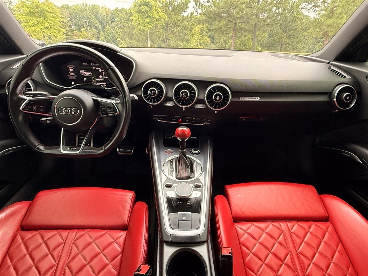 Audi TTS  2017