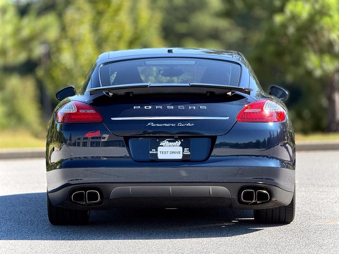 Porsche Panamera  2012