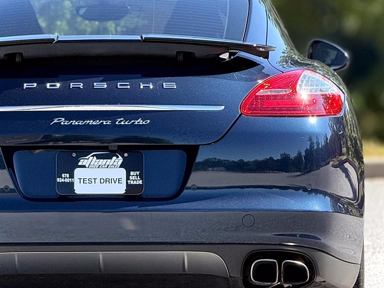 Porsche Panamera  2012