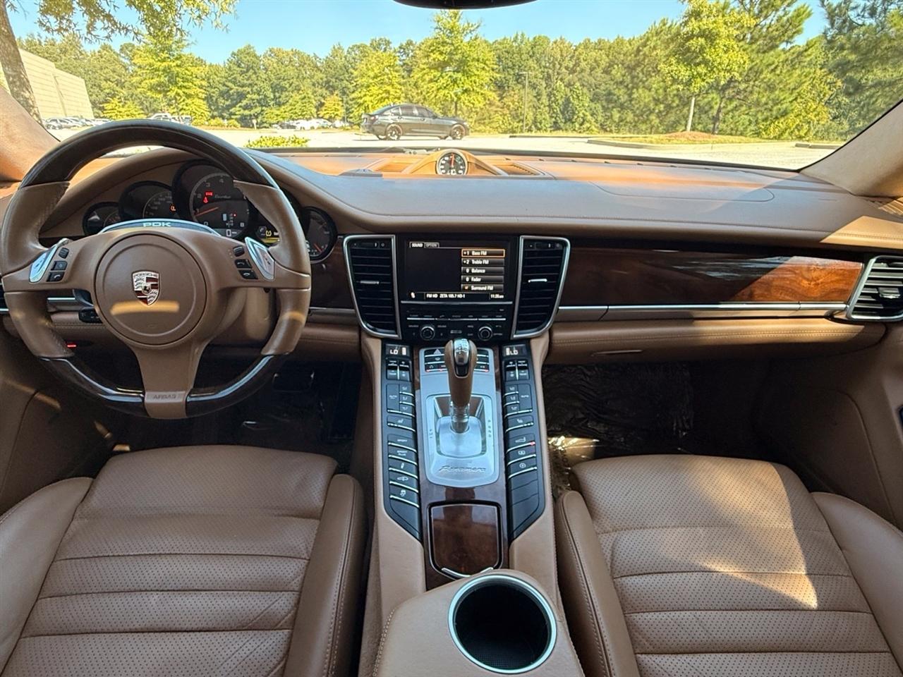 Porsche Panamera  2012