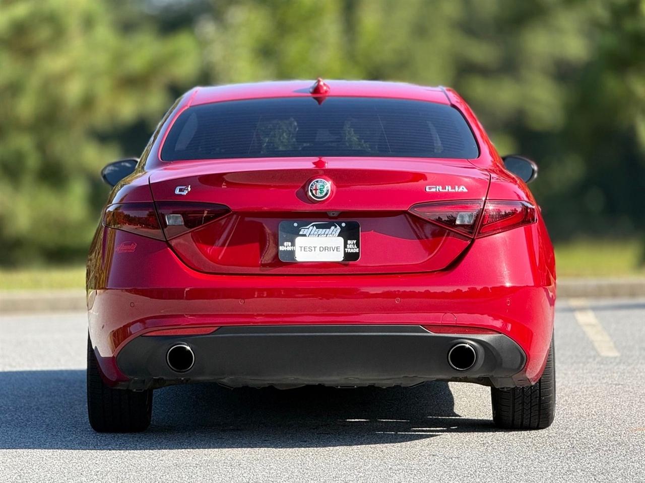 Alfa Romeo Giulia  2017