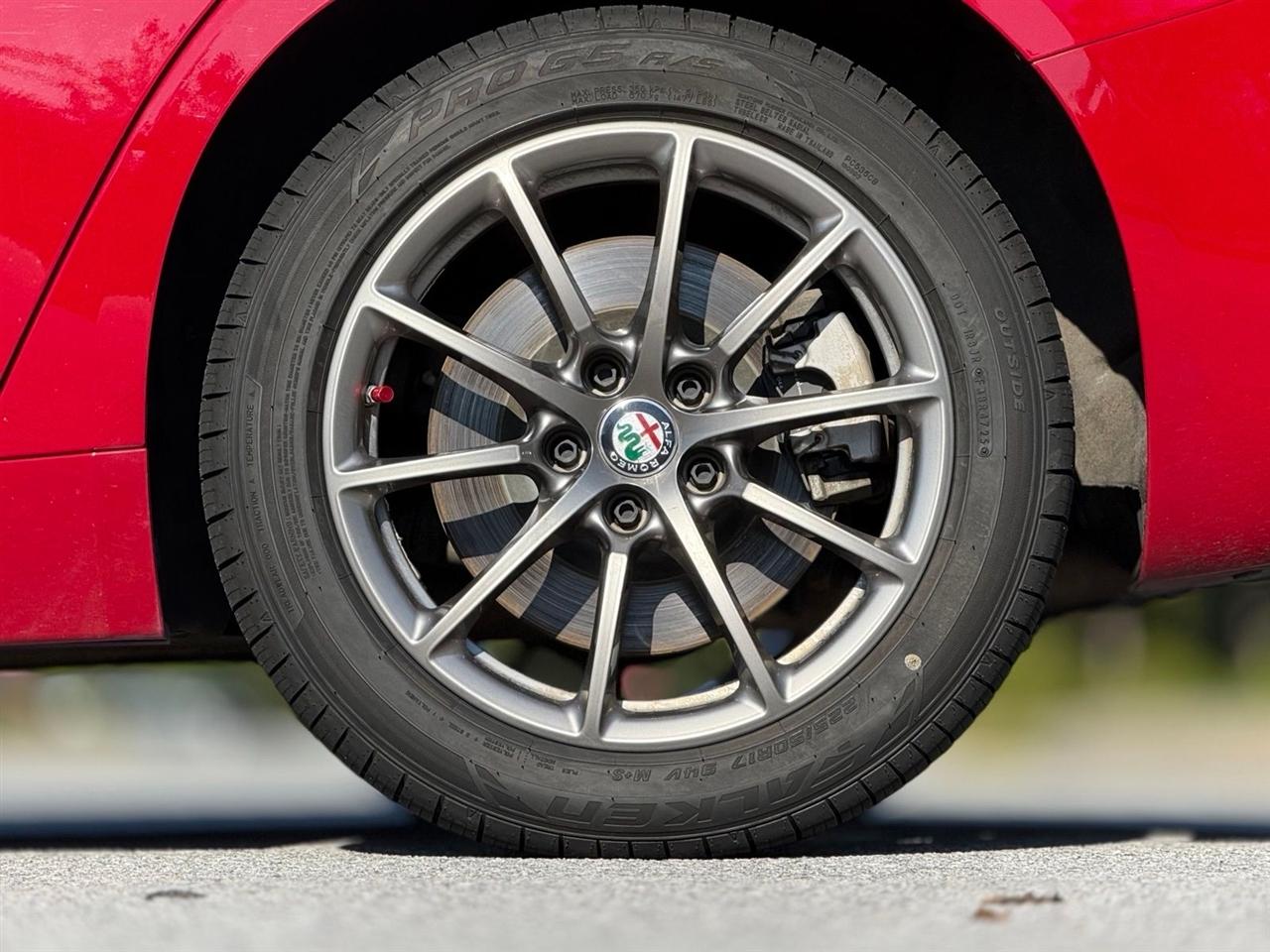 Alfa Romeo Giulia  2017