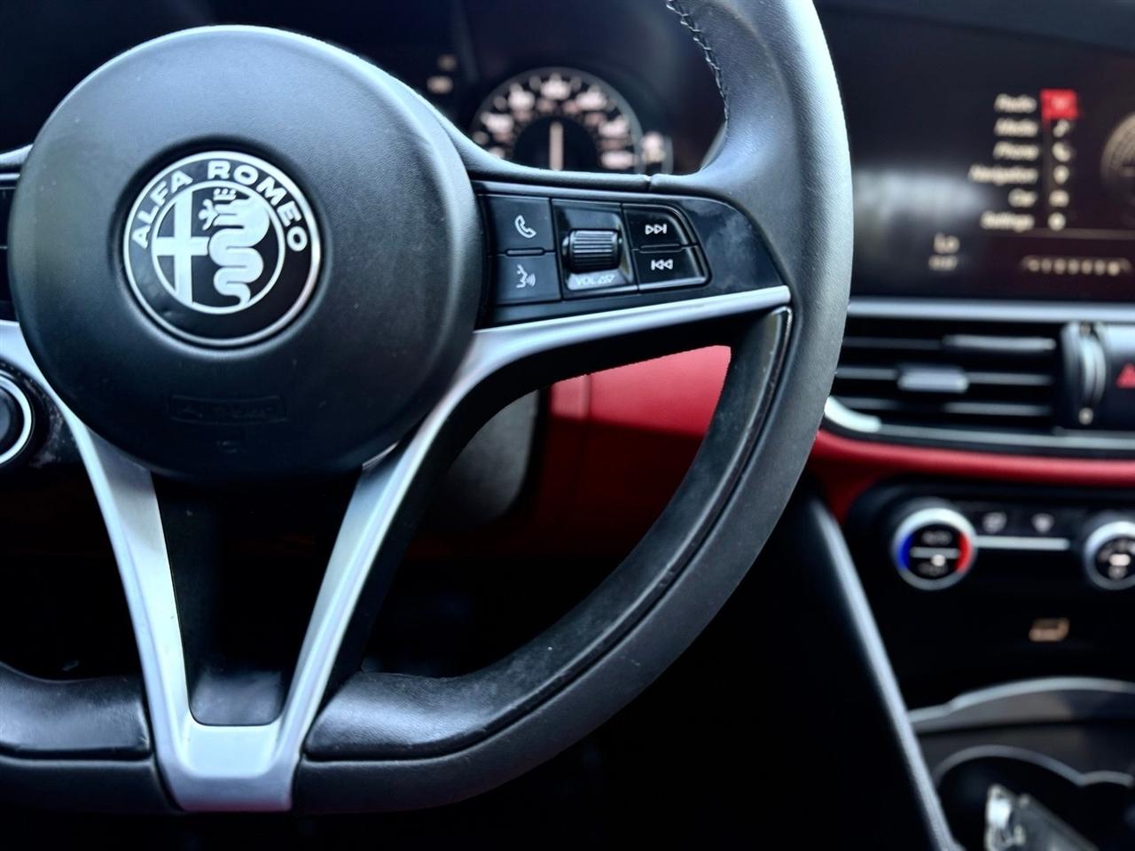 Alfa Romeo Giulia  2017