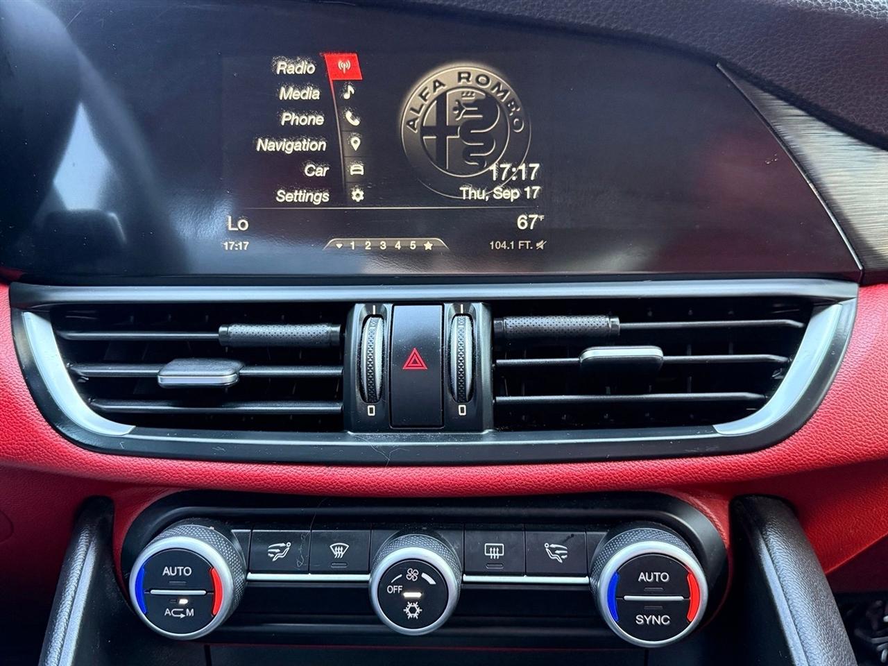 Alfa Romeo Giulia  2017