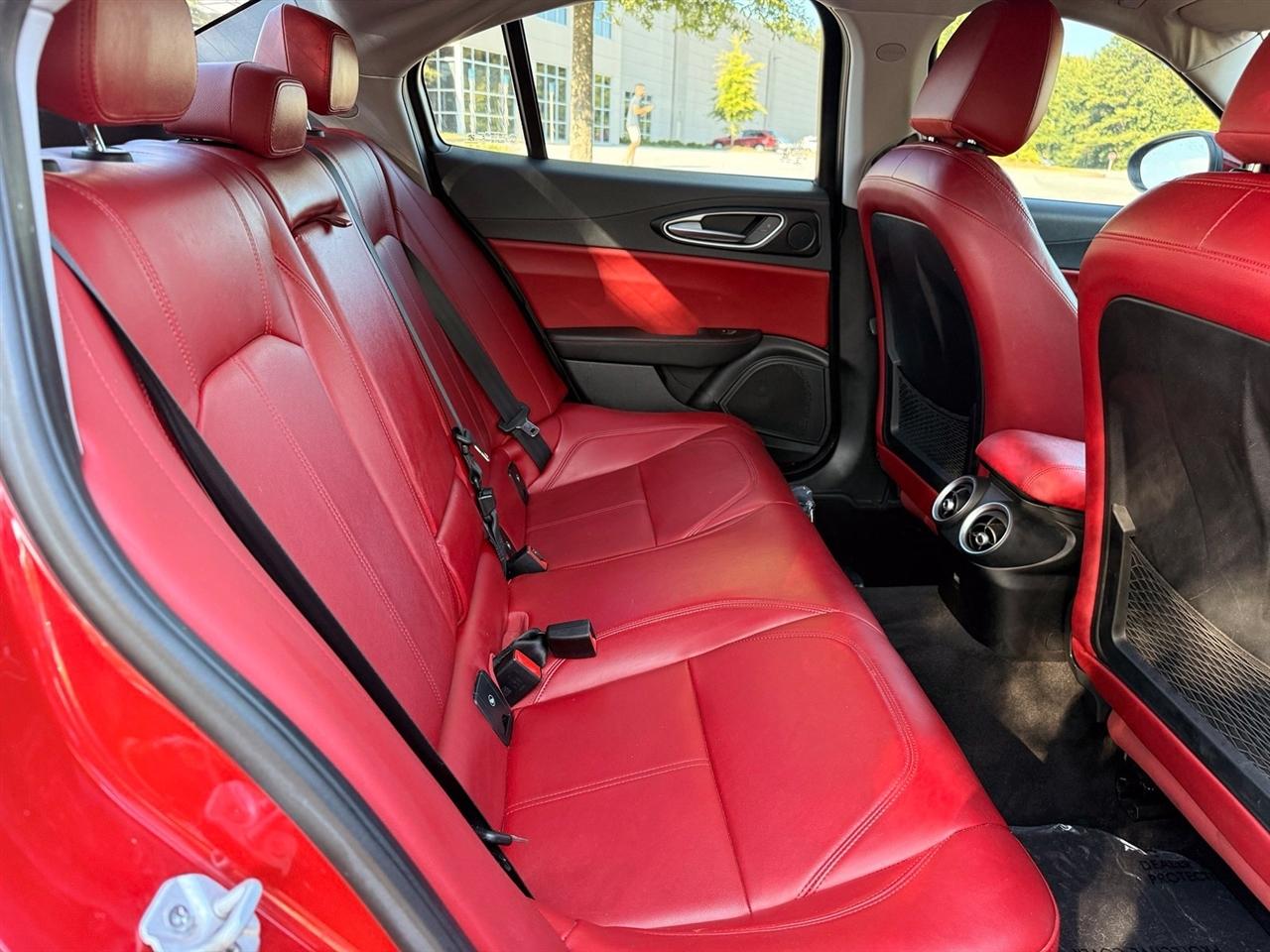 Alfa Romeo Giulia  2017