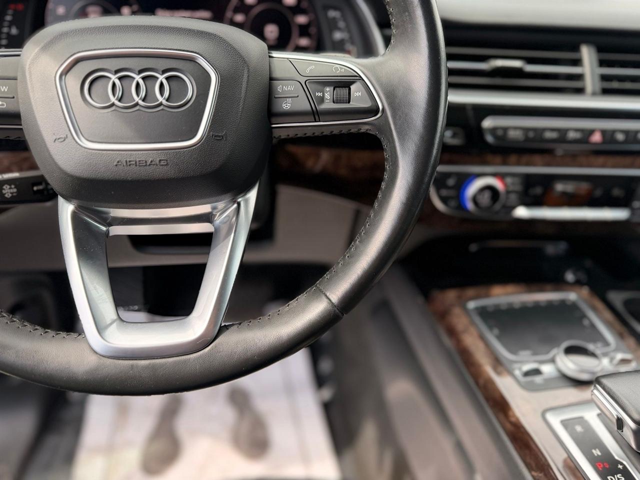 Audi Q7  2019