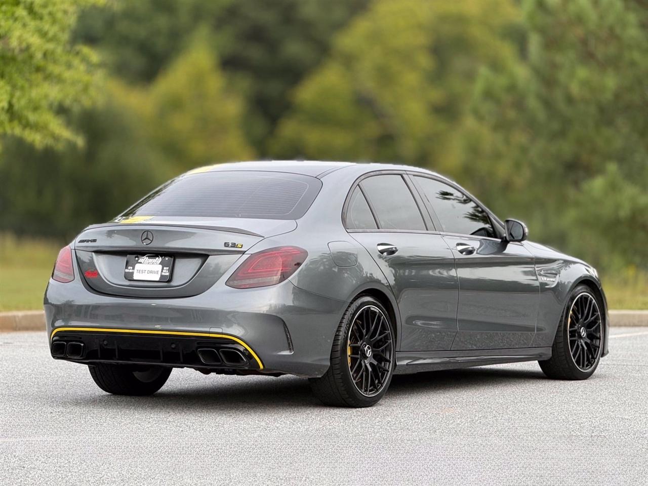 Mercedes-Benz C-Class photo 11
