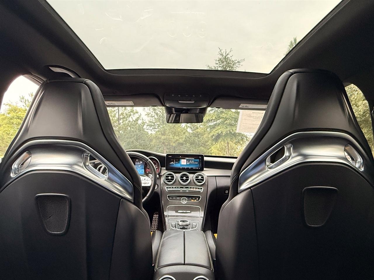 Mercedes-Benz C-Class photo 35