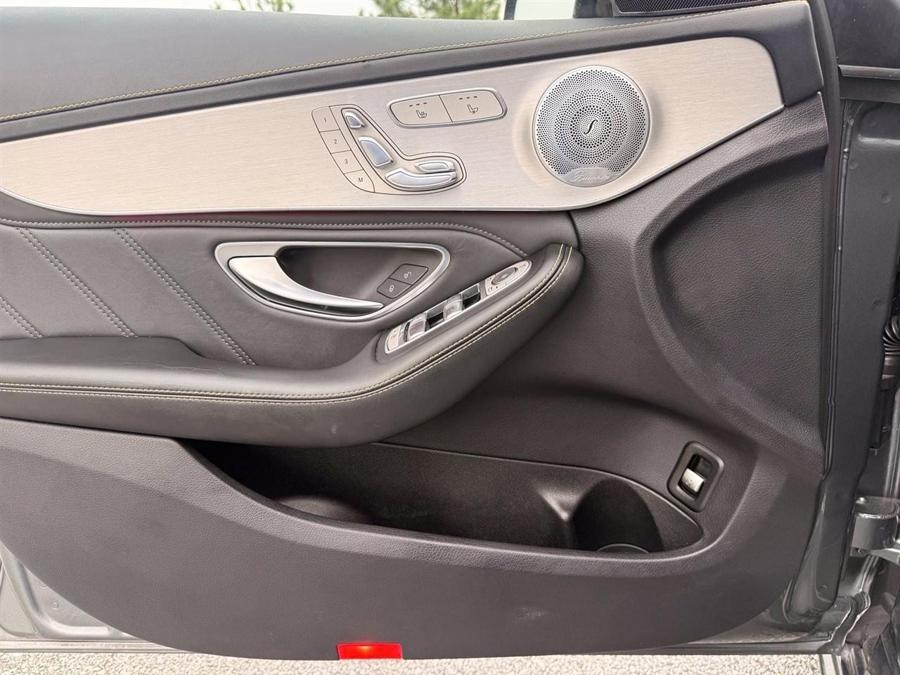 Mercedes-Benz C-Class photo 45