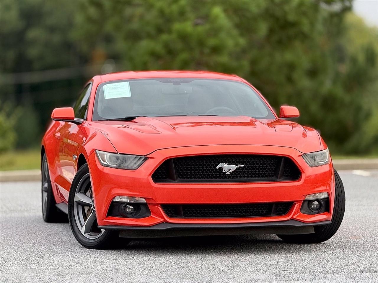 Ford Mustang photo 4