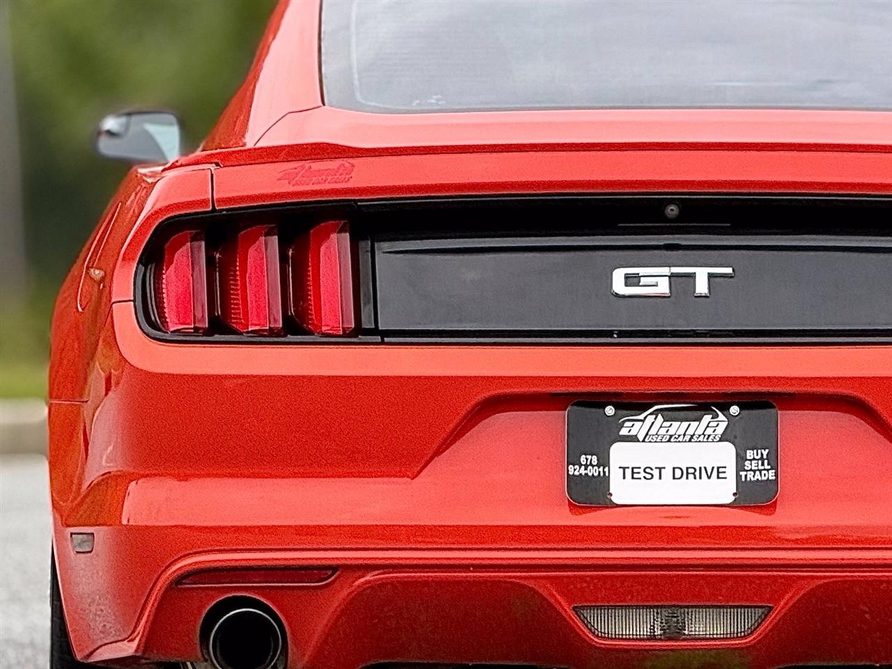 Ford Mustang photo 16