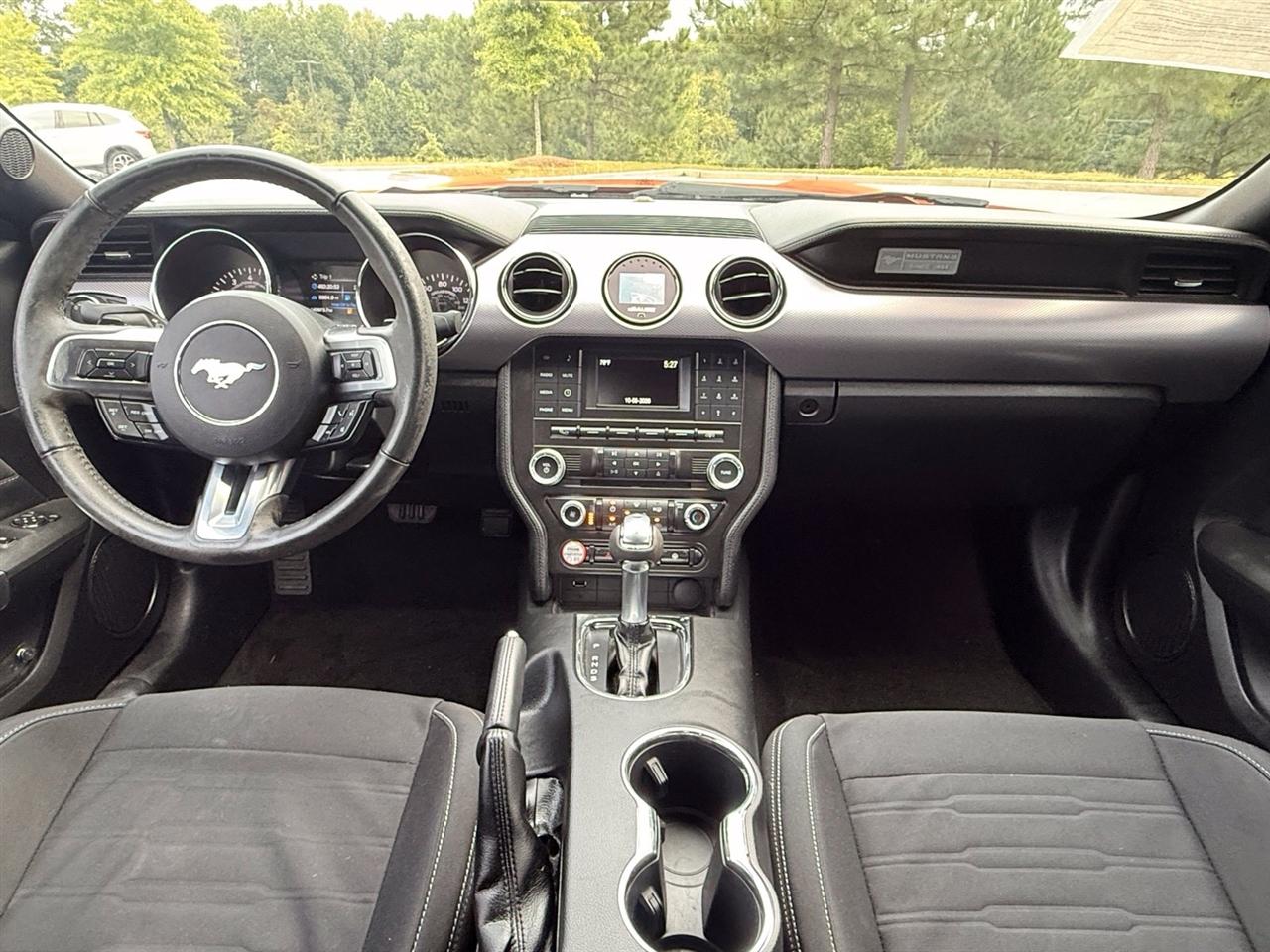 Ford Mustang photo 23