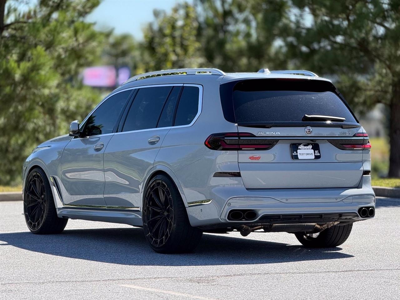 BMW X7  2024