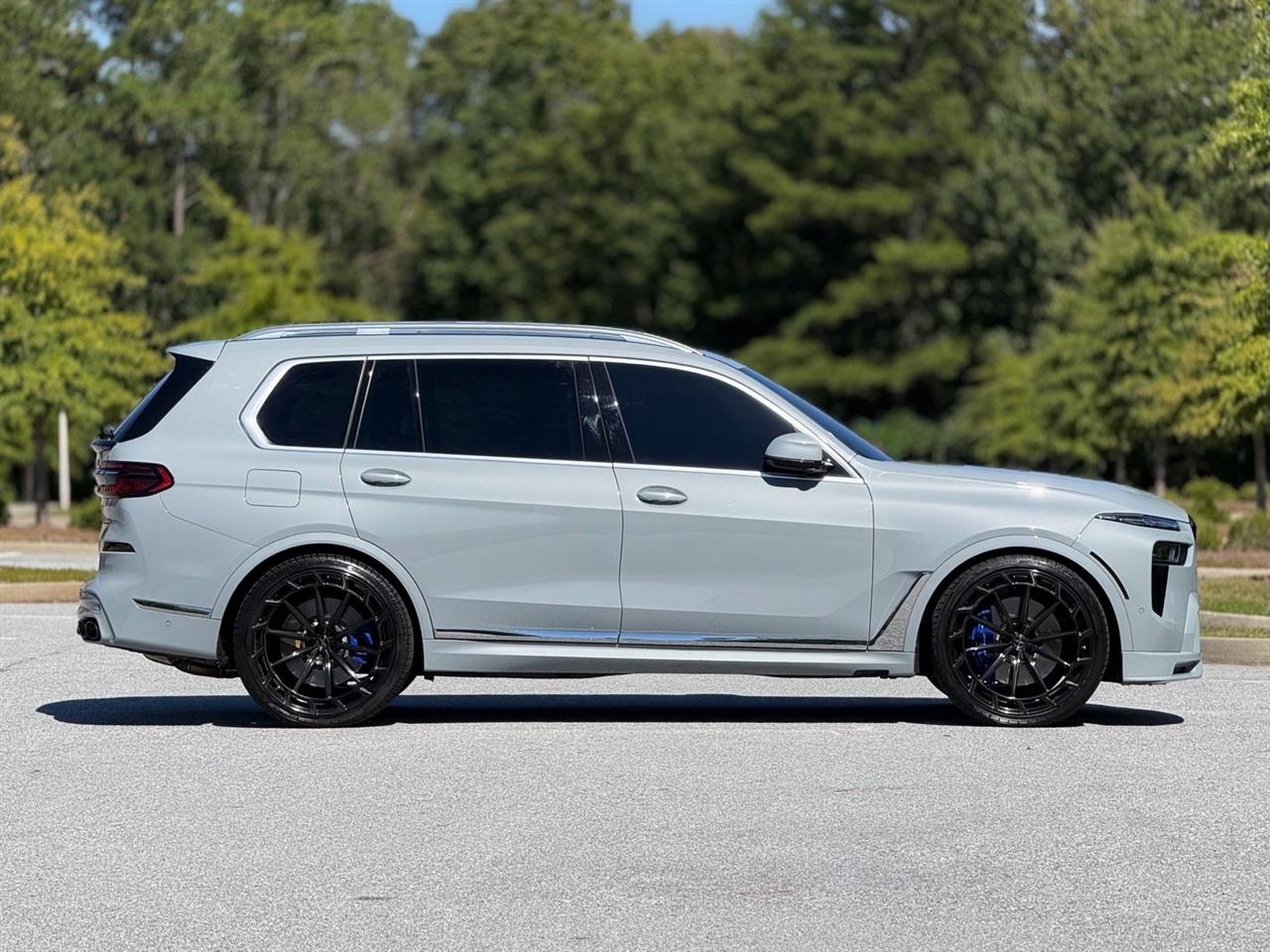 BMW X7  2024