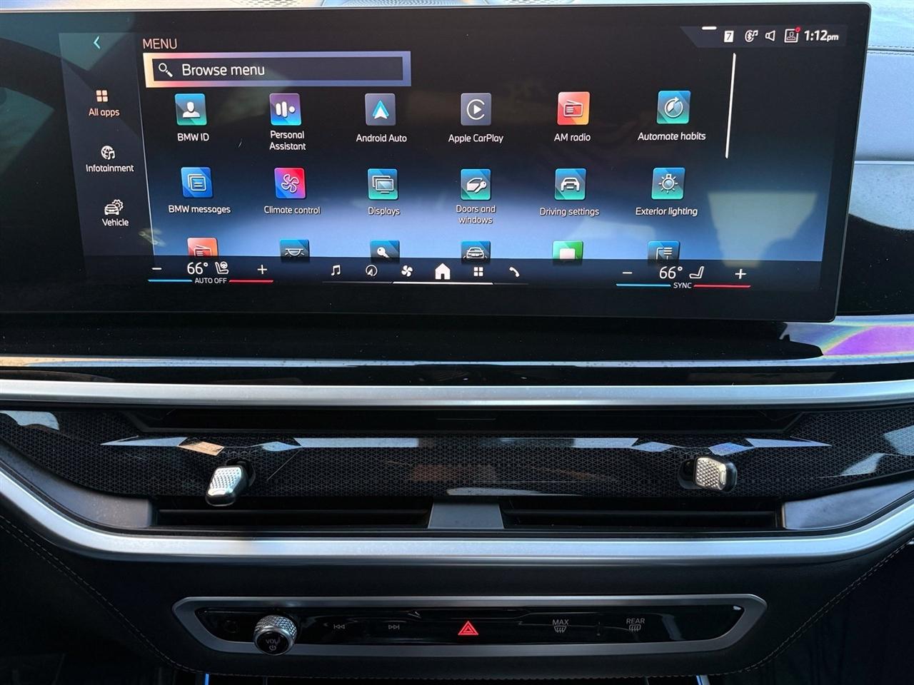 BMW X7  2024