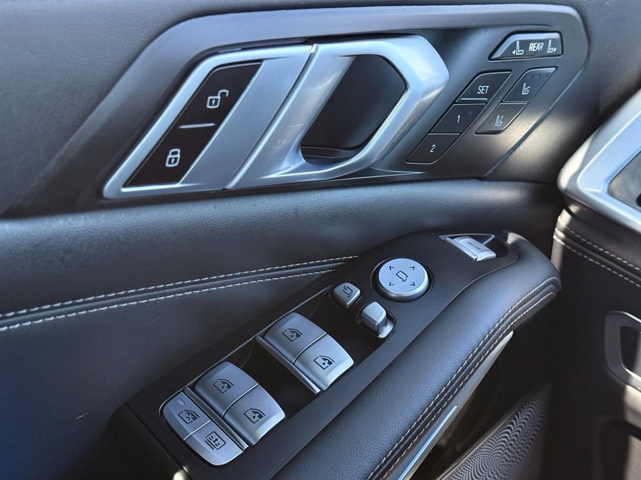 BMW X7  2024