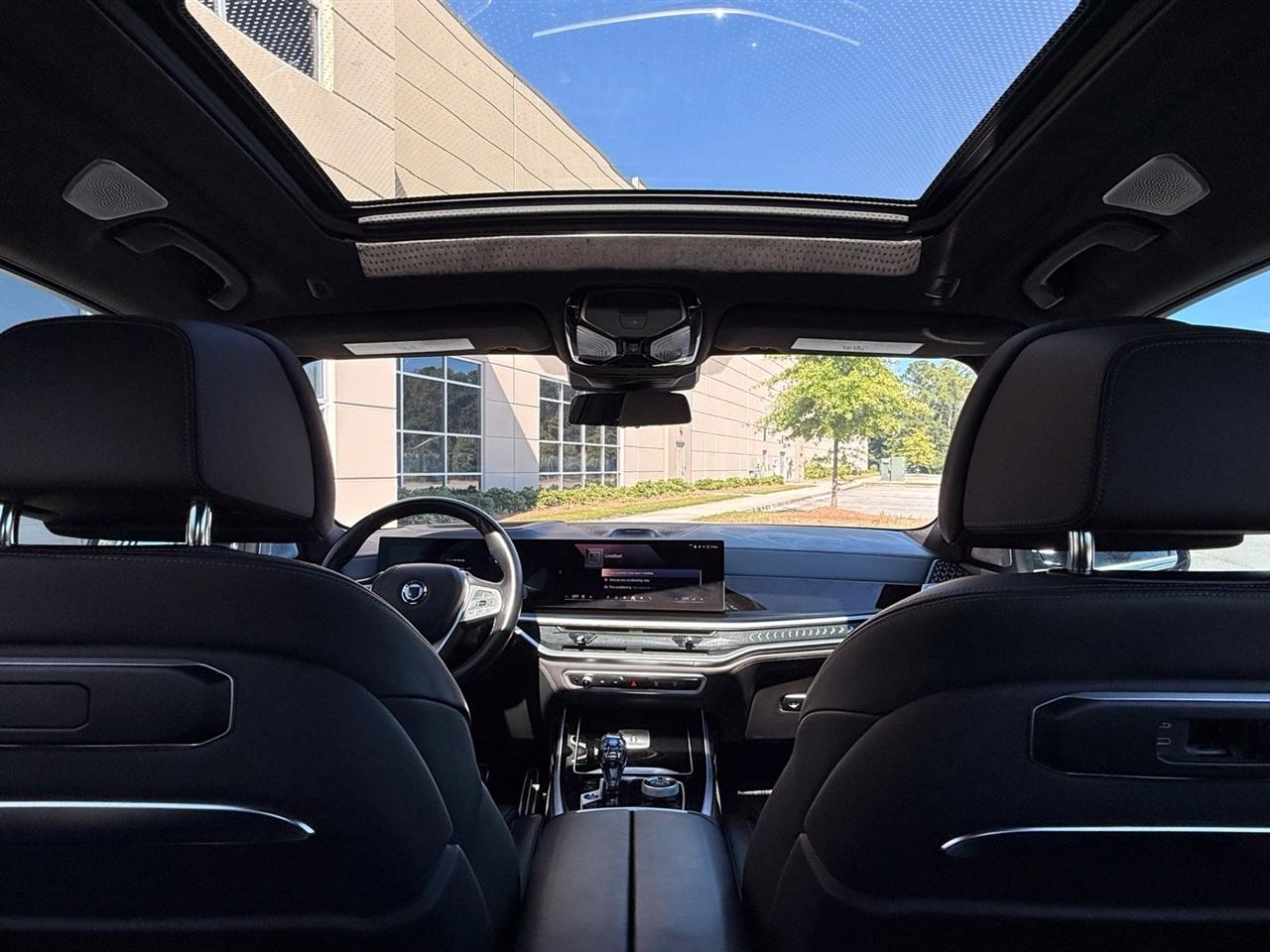 BMW X7  2024