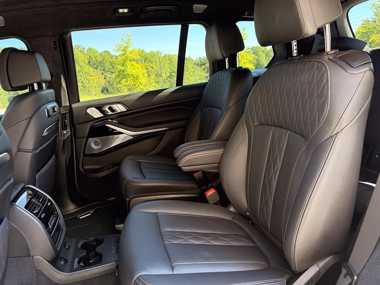 BMW X7  2024