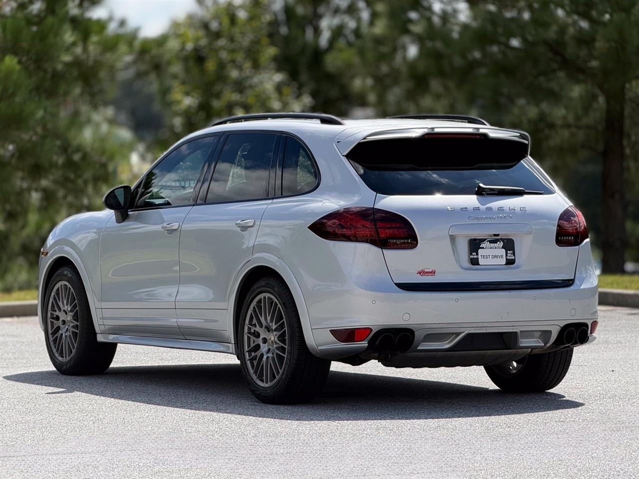 Porsche Cayenne  2013