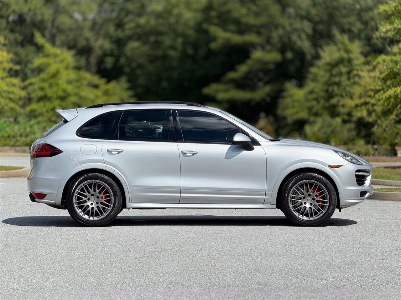 Porsche Cayenne  2013