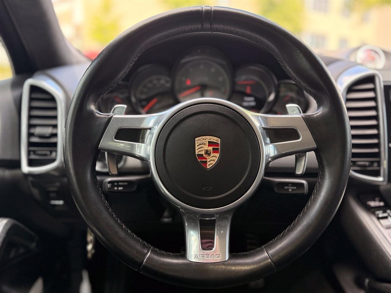 Porsche Cayenne  2013