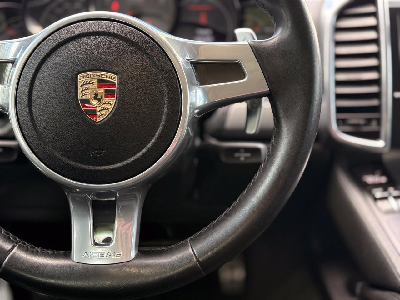 Porsche Cayenne  2013