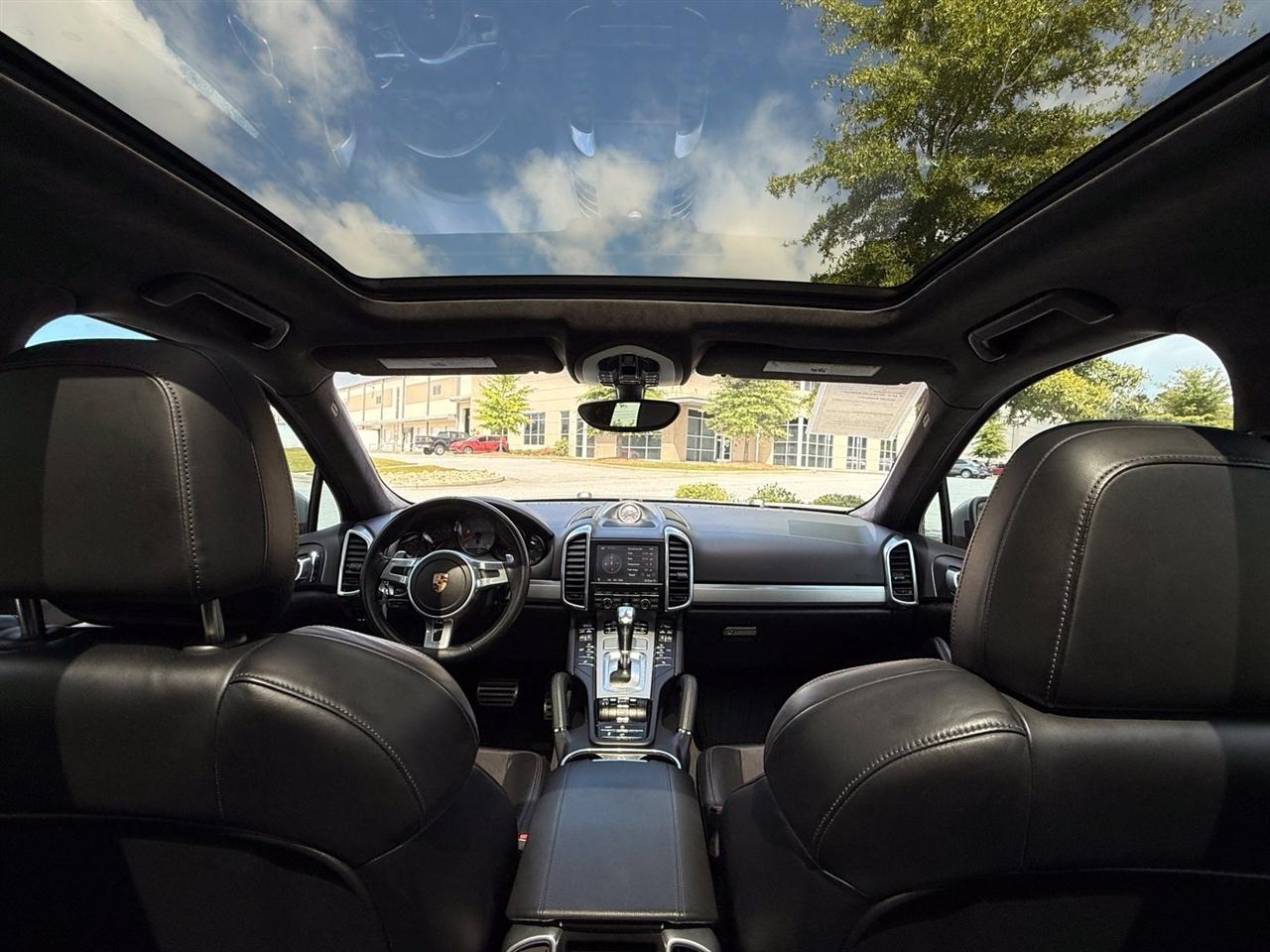 Porsche Cayenne  2013