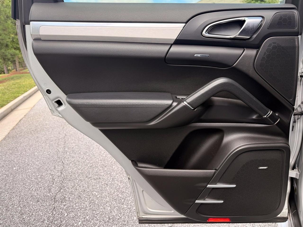 Porsche Cayenne  2013