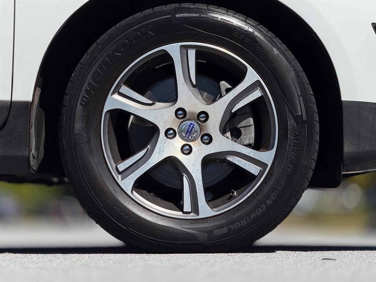 Volvo XC60  2011