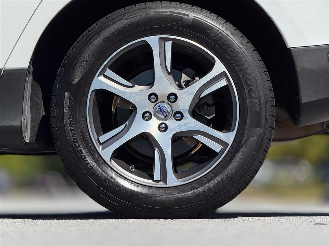 Volvo XC60  2011
